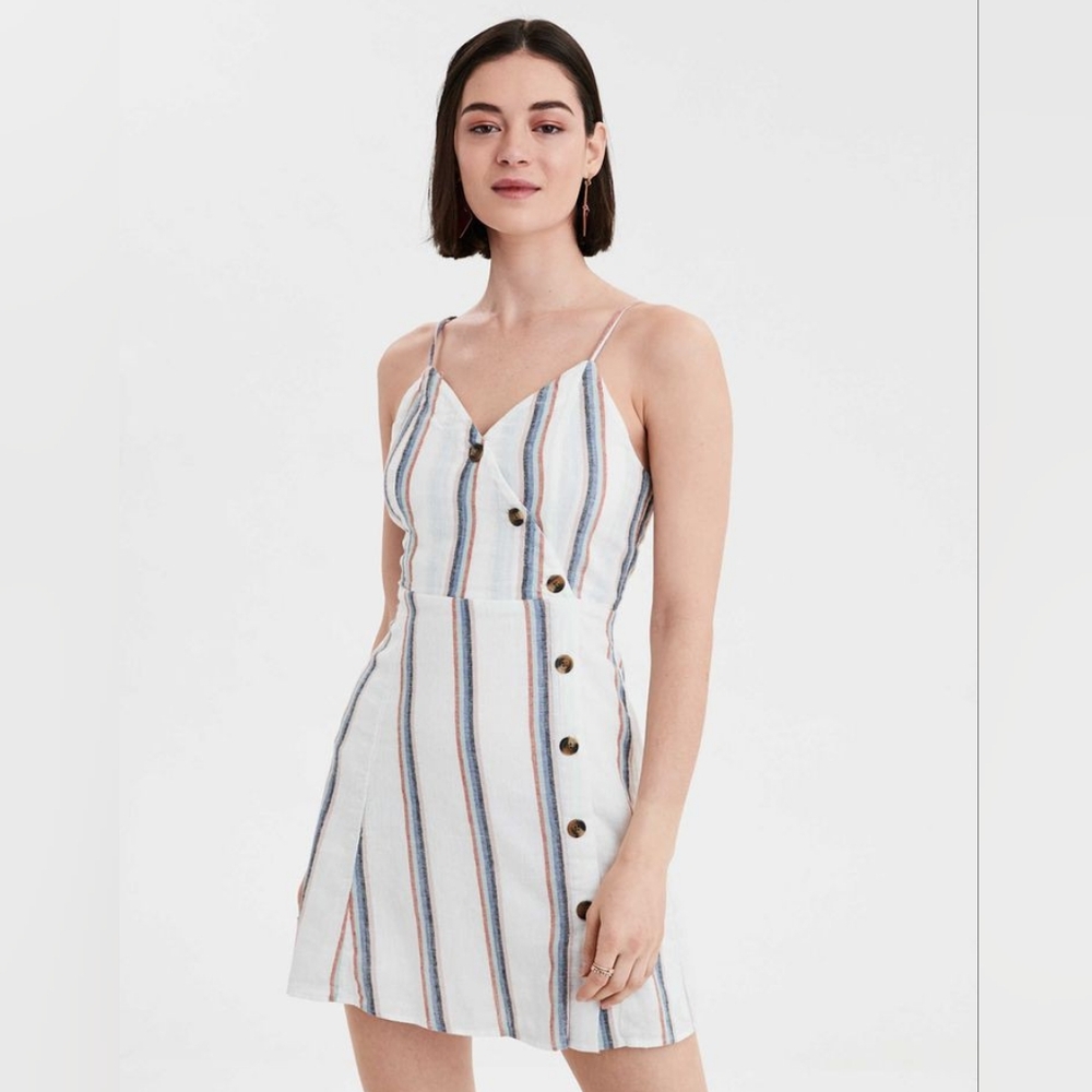 American eagle outfitters dress  Women’s White Asymmetric Button front.